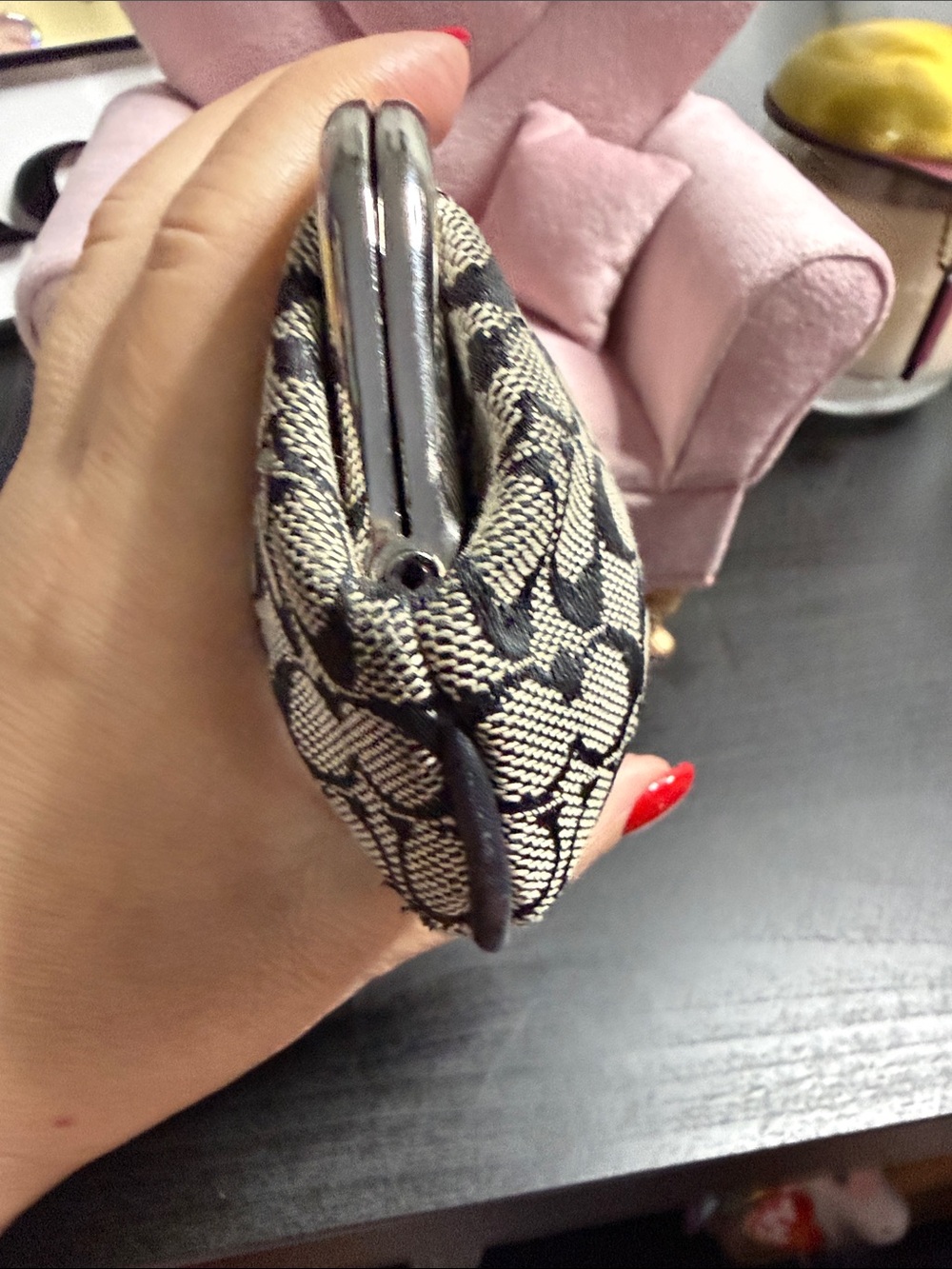 Coach Signature Canvas Kiss-Lock Clutch in Black and Cream - Picture 3 of 9